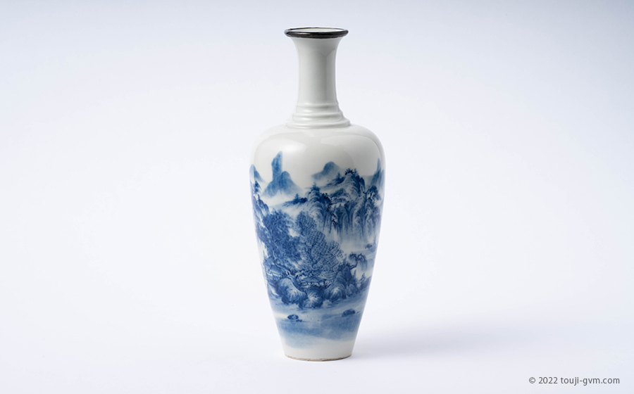 景徳鎮 青花山川紋菜箙瓶 – Blue and white porcelain | 陶磁 