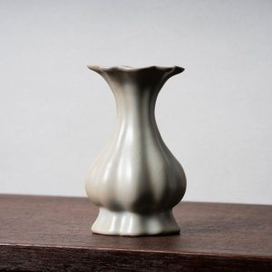 陶磁器の瓜形瓶の形