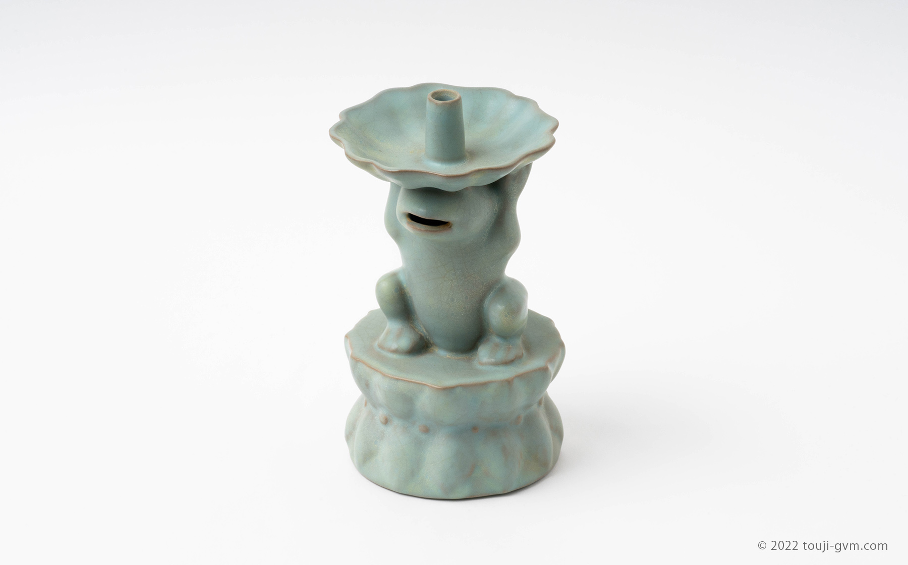 Ru ware Celadon Incense Stand with Lotus Frog Shaped